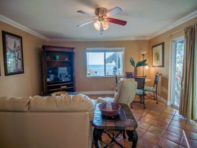 Bradenton Beach Vacation Condo Sleeps Six Guests
